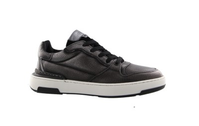 AQa Sneakers
