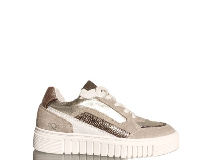 AQa Sneakers