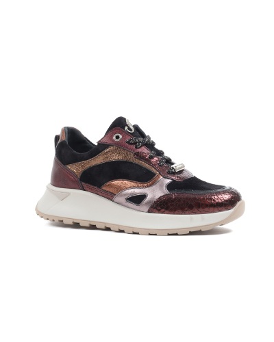Footnotes Sneakers